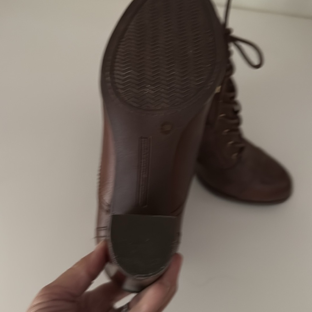 Tommy Hilfiger brown leather lace-up ankle boots - Picture 5 of 7